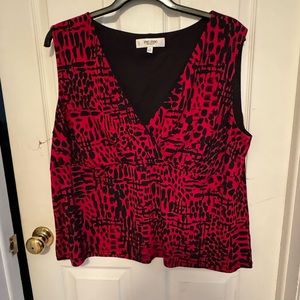 Jones studio by Dressbarn 24W red and black V-Neck sleeveless top. Classy